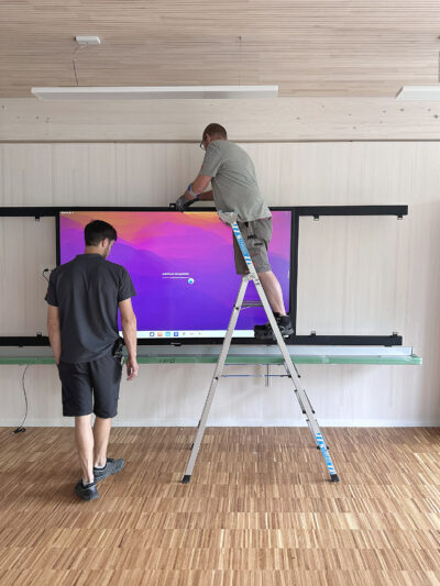 Embru WT montage Display 01