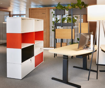 Les Les modules de rangement eQ peuvent être combinés en différentes couleurs