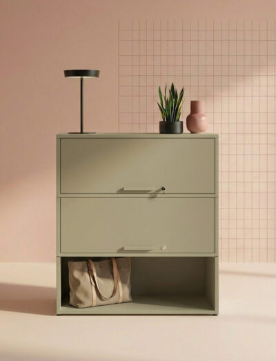 Einfaches Sideboard mit Ausschwenkklappen in Olivebeige