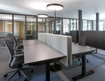 Embru bueromoebel office einrichtung tische lift table panel