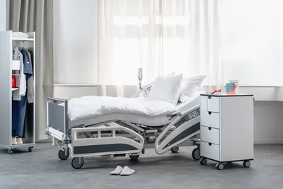 Embru Spitalbett Stiegelmeyer Nachttisch weiss