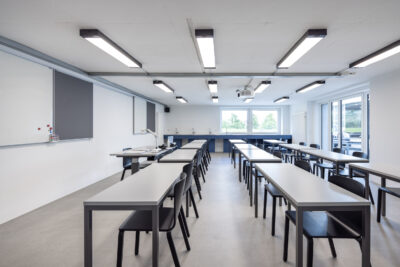 Embru schule einrichtung einhaengetafeln schwarz