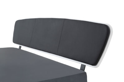 Embru Bett Lueoend 700 schwarz weiss Rueckenlehne