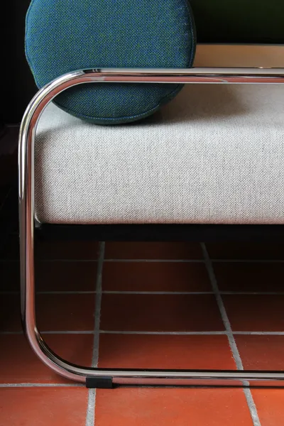 Embru roth bett blau gruen housesafari detail